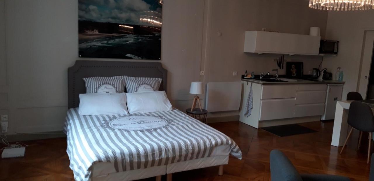Grand Studio En Hyper Centre Apartment Quimper Ngoại thất bức ảnh